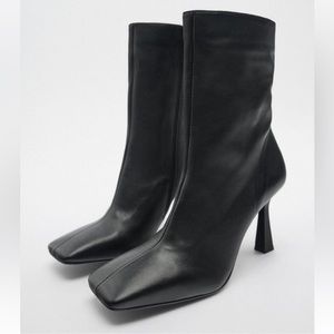 ZARA SQUARE TOE BLACK LEATHER BOOTS SIZE 9 EU 40